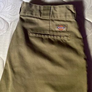 Dickies, Color Tan, Size 34/32